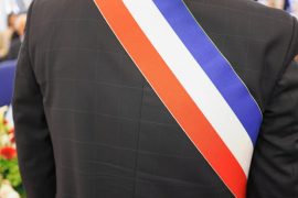Pourquoi les cérémonies en mairie restent si codifiées ?